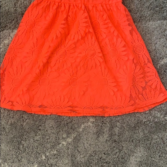 2 FOR 10 DRESSES - Picture 3 of 4